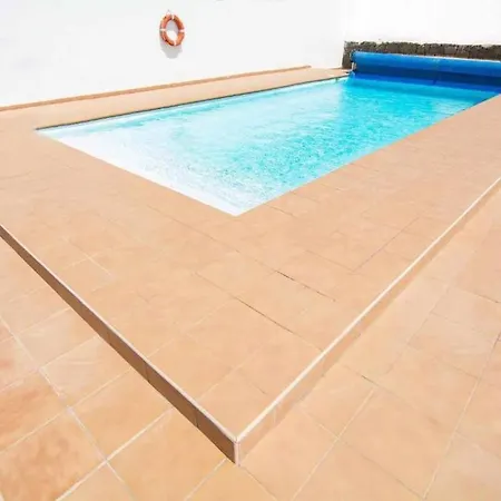 Baroli Huge Private Heated Pool *